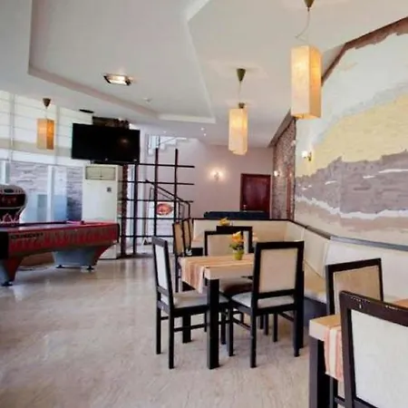 Yves 2 Bed At Sun Village Sunny Not Far Away From The Sea *